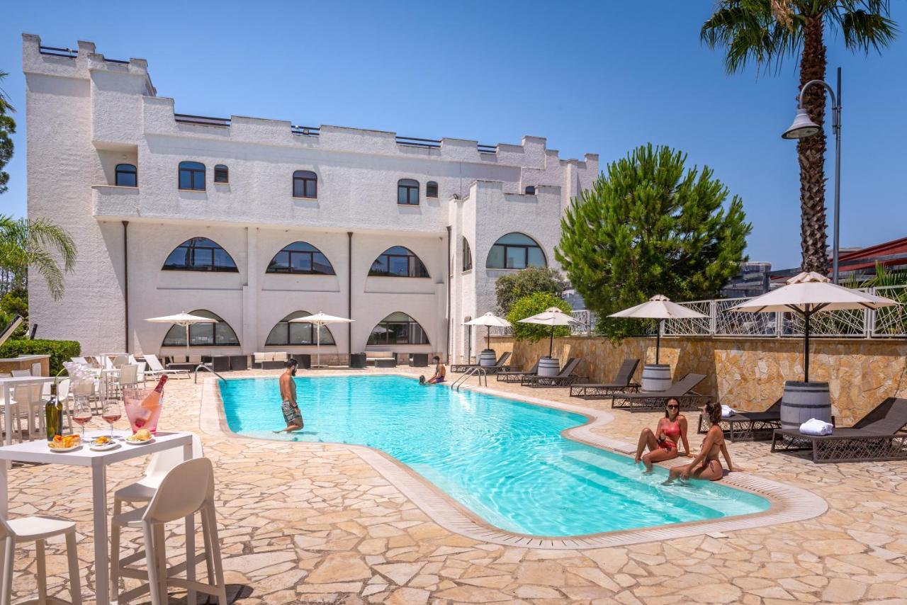 Leone De Castris Wine Hotel Salice Salentino Exterior photo