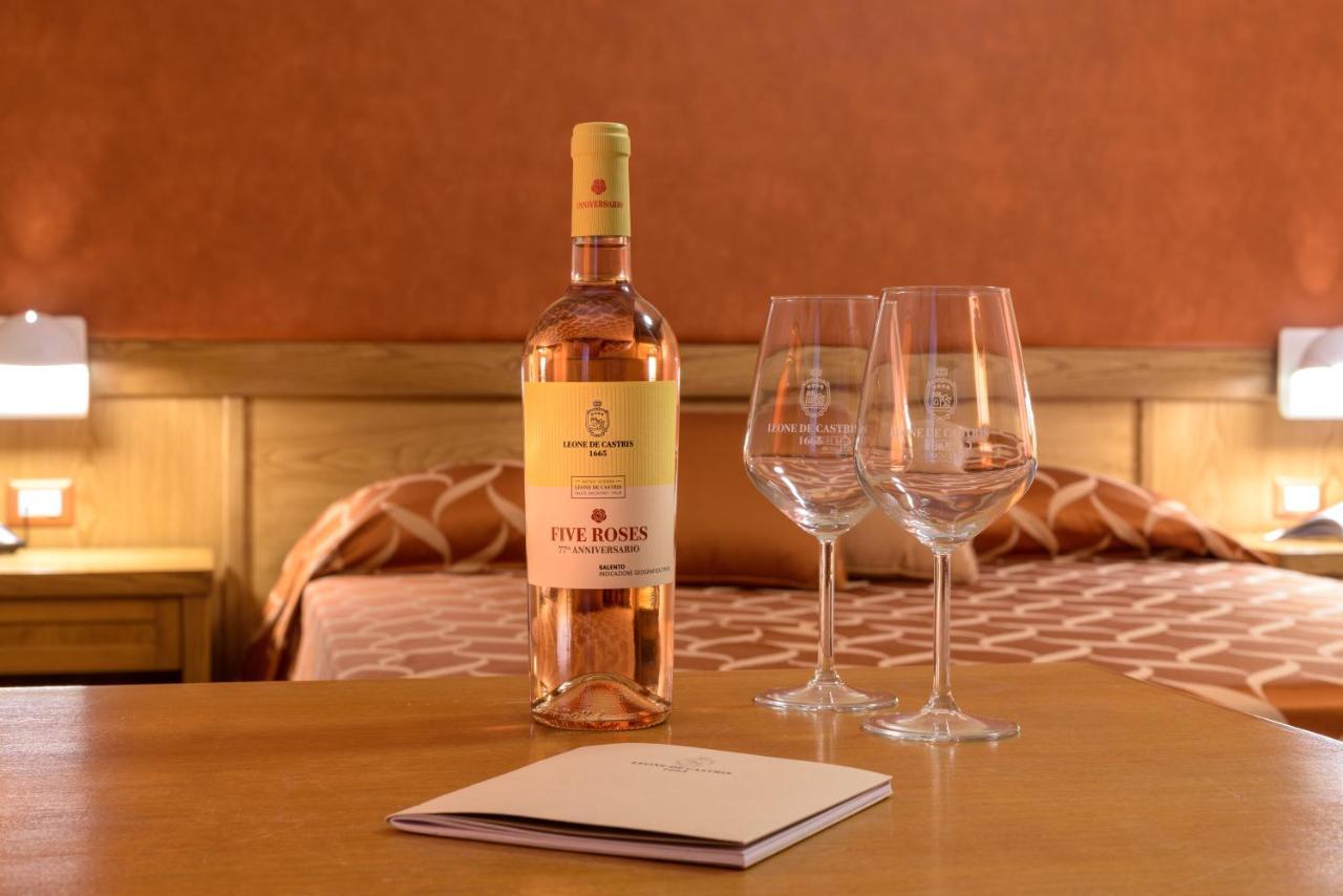 Leone De Castris Wine Hotel Salice Salentino Exterior photo