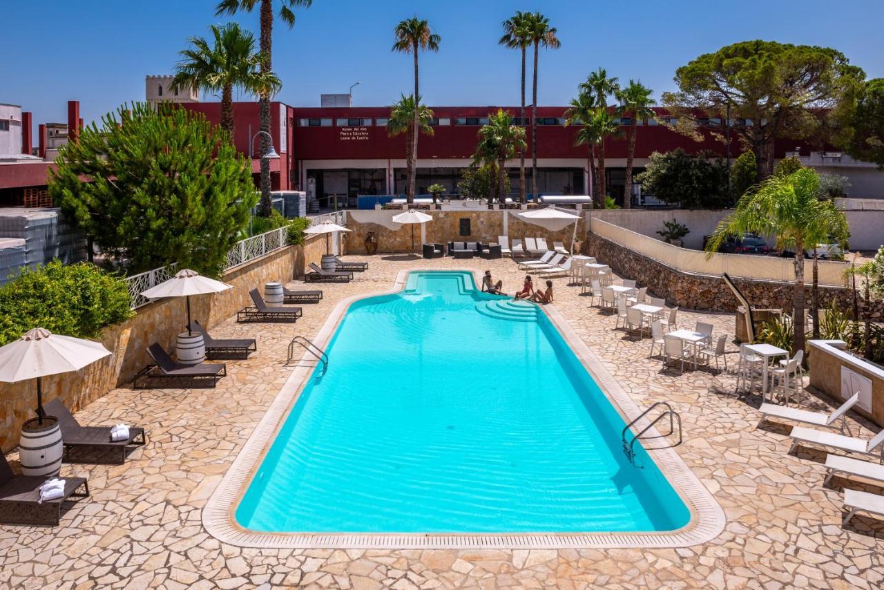 Leone De Castris Wine Hotel Salice Salentino Exterior photo