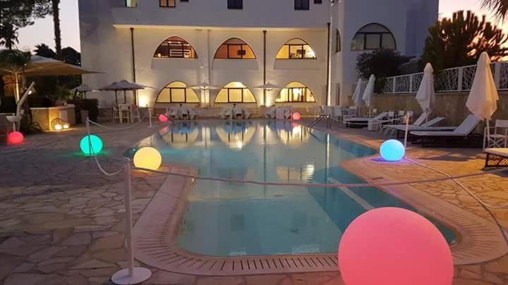 Leone De Castris Wine Hotel Salice Salentino Exterior photo